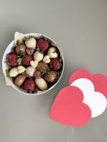 Round Box - Valentine's Day Collection