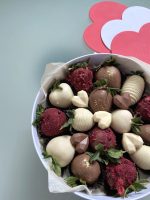Round Box - Valentine's Day Collection - imagine 3